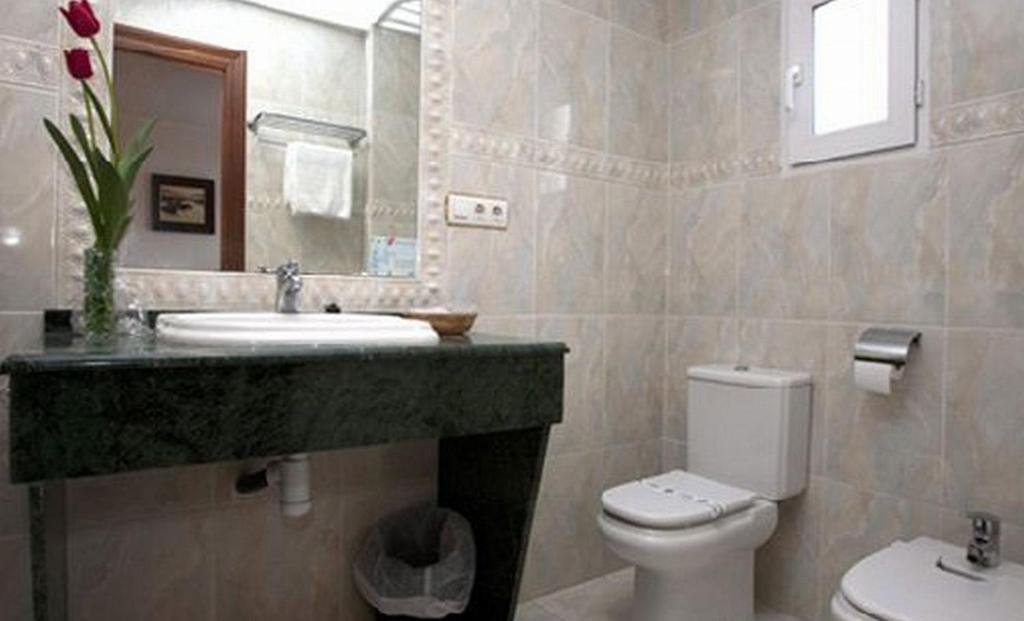 Hotel Avenida Yecla Pokoj fotografie